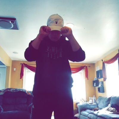 Profile Picture of Dylan Beauchamp (@DylanBeauchamp7) on Twitter