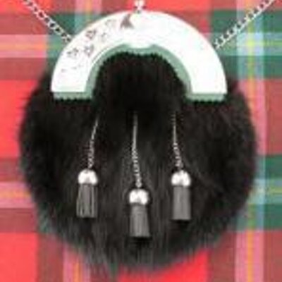 Profile Picture of June Fowler (@tartanhen) on Twitter