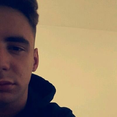 Profile Picture of Lollino🍍 (@lorenzo_butt) on Twitter