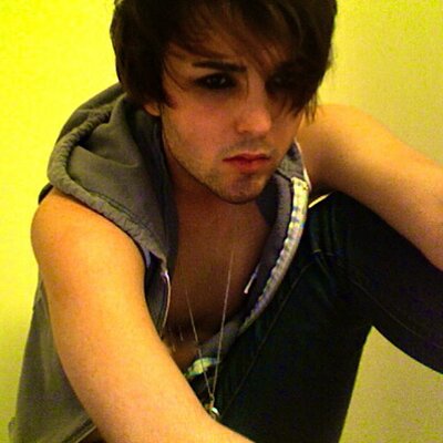 Profile Picture of Wendell Lance (@wendellbetch) on Twitter