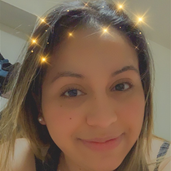 Profile Picture of Joseline Lopez (@josielopez3232) on Poshmark