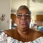 Profile Picture of Peggy Dixon (@foxxydix) on Instagram