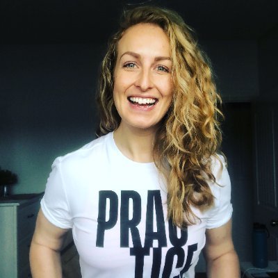 Profile Picture of Lucy Dunne (@dunnebells) on Twitter