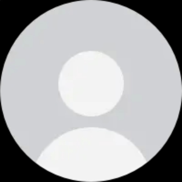 Profile Picture of Alex Nunn (@alexnunn295) on Poshmark