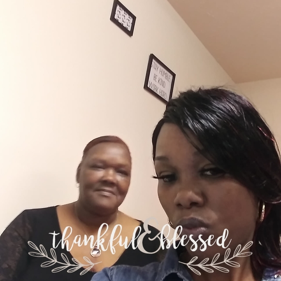 Profile Picture of Tamika Adams (@tamikaadams46) on Poshmark