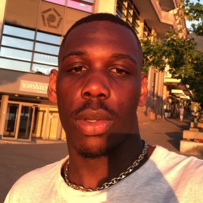 Profile Picture of Steve Booker ☀️ (@nath_nkoki) on Twitter