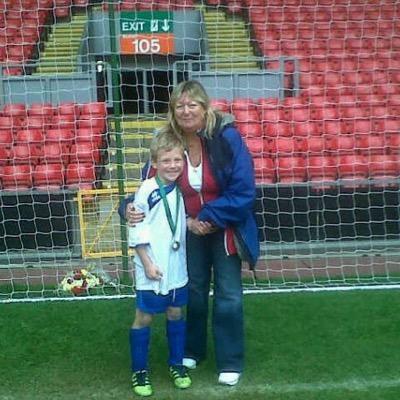 Profile Picture of Diane Stubbs (@redliverbird) on Twitter