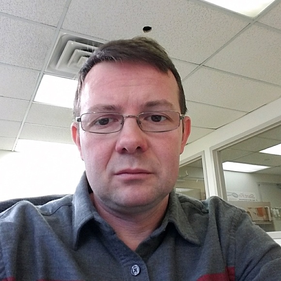 Profile Picture of Arpad Simon (@sabarni) on Poshmark