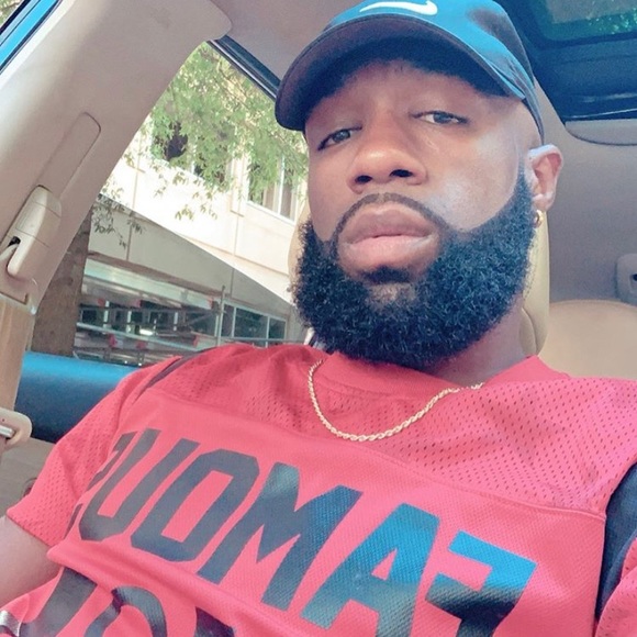 Profile Picture of Corelin Nuckles (@nucklescj) on Poshmark