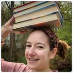 Profile Picture of Michele | Books and Lemonade 🍋 (@booksandlemonade) on Instagram