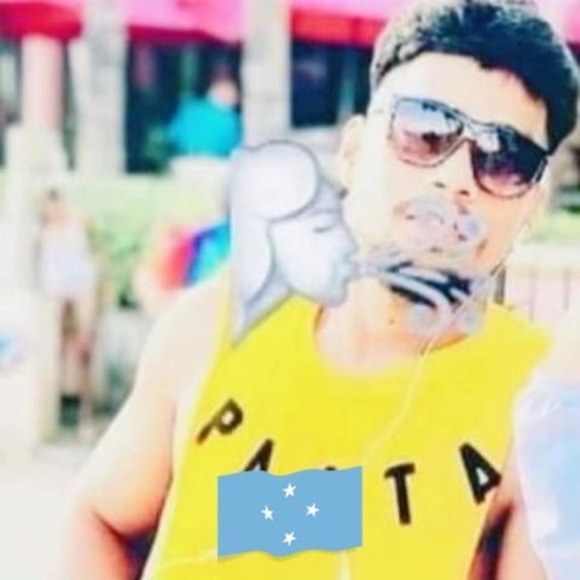 Profile Picture of R-man Harold (@rsonharold99) on Poshmark