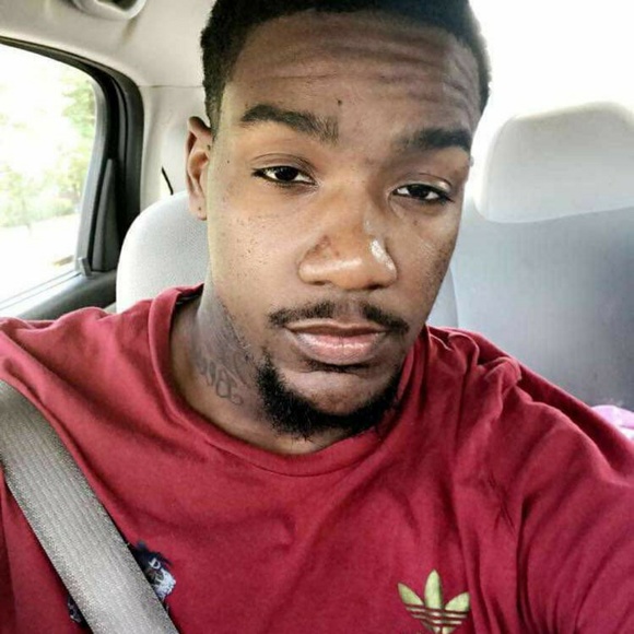 Profile Picture of Kenyatta Townsend (@sheemglizzy) on Poshmark