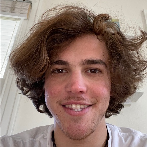 Profile Picture of Ben Maseritz (@benmazzy12) on Poshmark