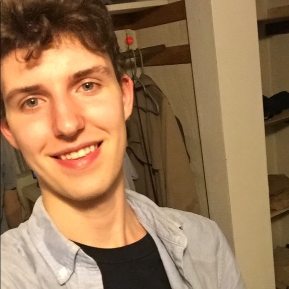 Profile Picture of Tyler Brady (@ducky725) on Poshmark