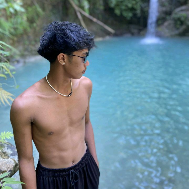 Profile Picture of kenneth  🏐🏐players (@kennethbalendes) on Tiktok