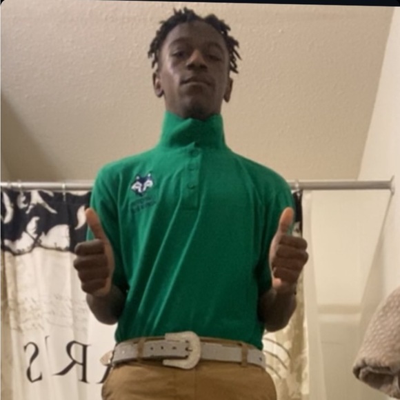 Profile Picture of Antonio Fulton (@tonitoni178) on Poshmark