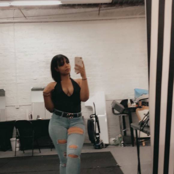 Profile Picture of Tiana Smith (@tianasmith606) on Poshmark