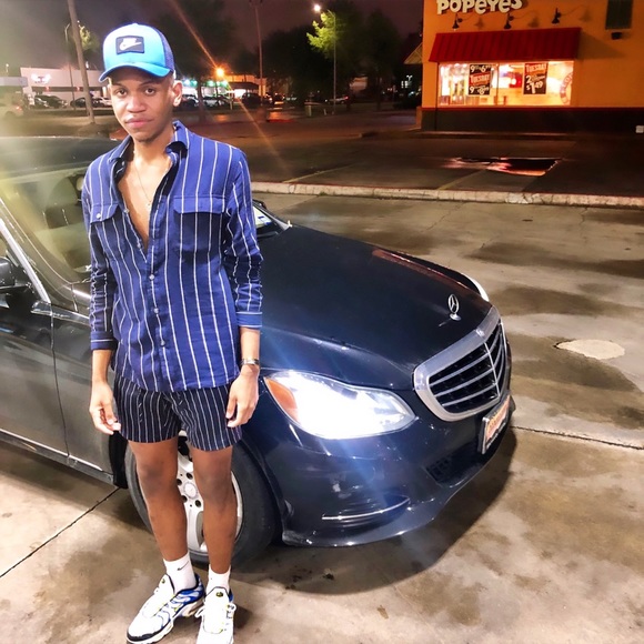 Profile Picture of Dominique King (@djuwank) on Poshmark