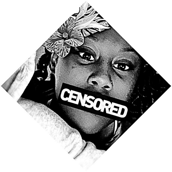 Profile Picture of Shakera Carey (@shakera20) on Poshmark