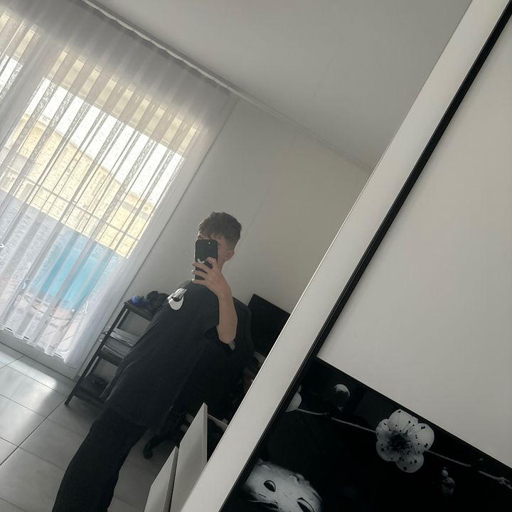Profile Picture of _aarontk (@_aarontk) on Tiktok