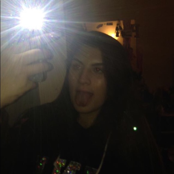 Profile Picture of Paige Schuler (@paigeschlerrr) on Poshmark