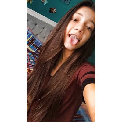 Profile Picture of Paola Anaya (@paolaanaya09) on Twitter