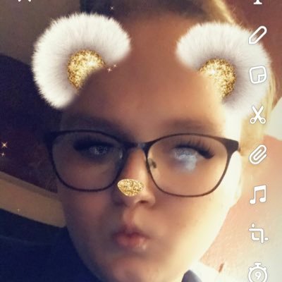 Profile Picture of Hayley Welsh (@HayleyWelsh16) on Twitter