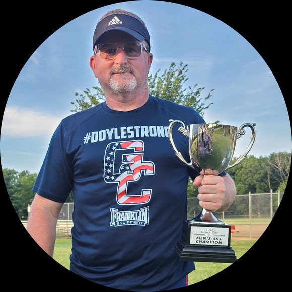 Profile Picture of Steven Halley (@gh3mb0) on Poshmark