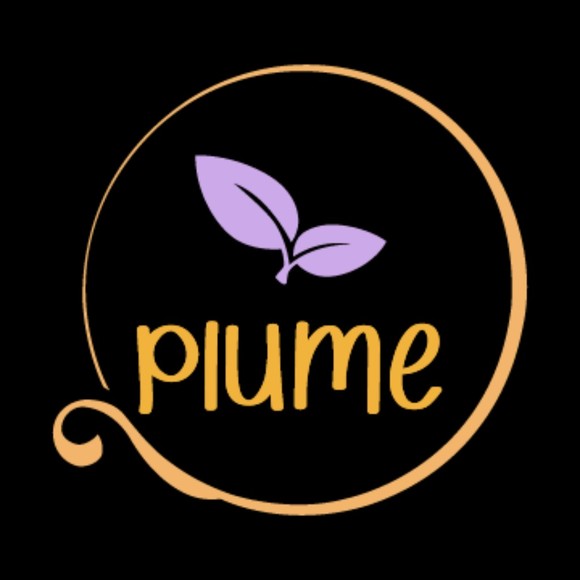 Profile Picture of Hannah Hicks (@plumedecor) on Poshmark