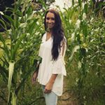Profile Picture of Krista Burk 💕 (@kristajeans_closet) on Instagram