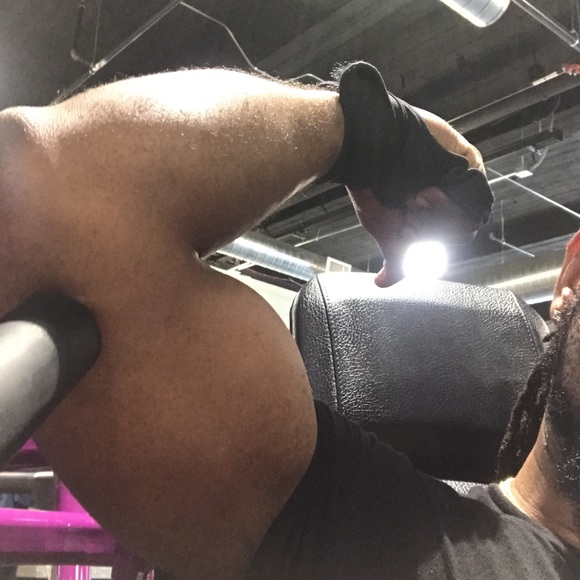 Profile Picture of Jean Jose (@jeanjose) on Poshmark