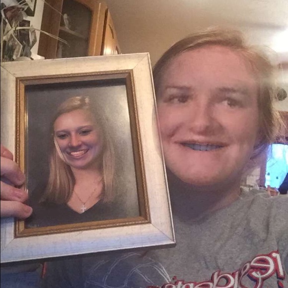 Profile Picture of Christina Eich (@christinaeich) on Poshmark