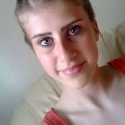 Profile Picture of Lucy Patten (@lucypattenxx) on Twitter
