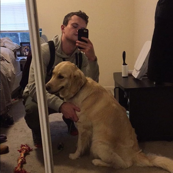 Profile Picture of Daniel Shepard (@shepard51) on Poshmark