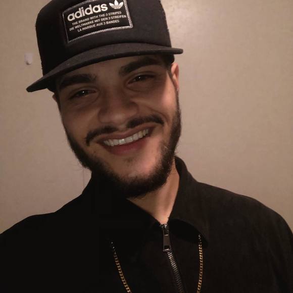 Profile Picture of Cristian Arturet (@elfuegocris) on Poshmark