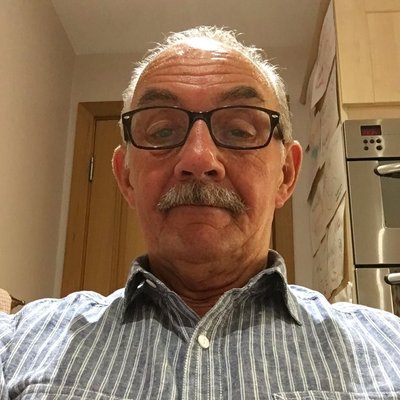 Profile Picture of Football Fan (@dave_pressley) on Twitter