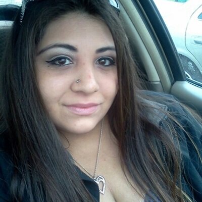 Profile Picture of Amy Schell (@Squeezy891Amy) on Twitter