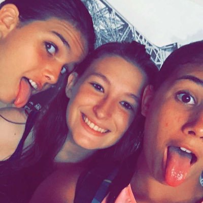 Profile Picture of Lara Mona (@lara_mona_oreos) on Twitter