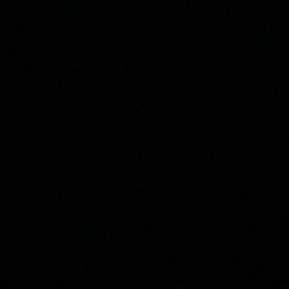 Profile Picture of Yesenia Lorenzo (@yesenialorenzo) on Poshmark