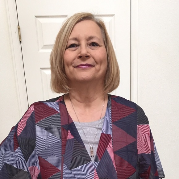 Profile Picture of Kim Strychalski (@kimstryke) on Poshmark