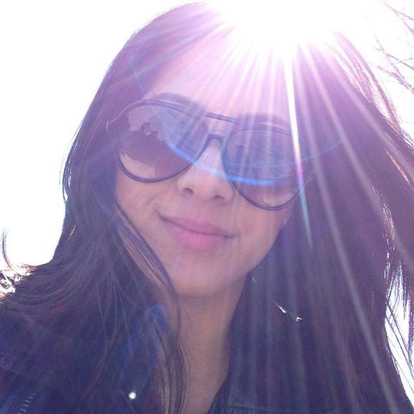 Profile Picture of Biancca Cordero (@glbnt34) on Poshmark