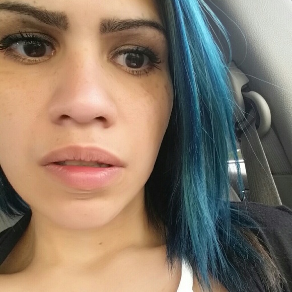Profile Picture of Marelyn Crespo (@taticicijr) on Poshmark