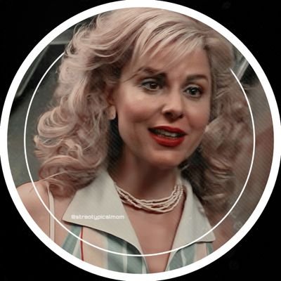 Profile Picture of 𝐊𝐀𝐑𝐄𝐍 𝐖𝐇𝐄𝐄𝐋𝐄𝐑. (@streotypicalmom) on Twitter