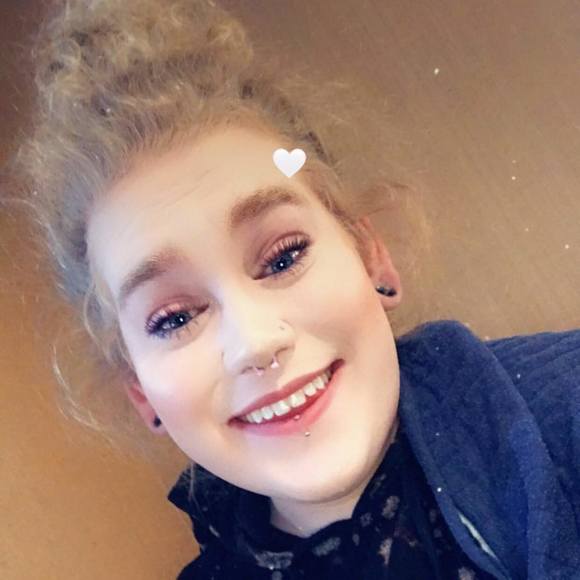 Profile Picture of Alex Yindrick (@ajy1999) on Poshmark