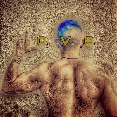 Profile Picture of Jonathan Puga Flores (@JohnyEdwardLove) on Twitter