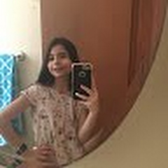 Profile Picture of Annabelle Stojanovic (@10741) on Poshmark