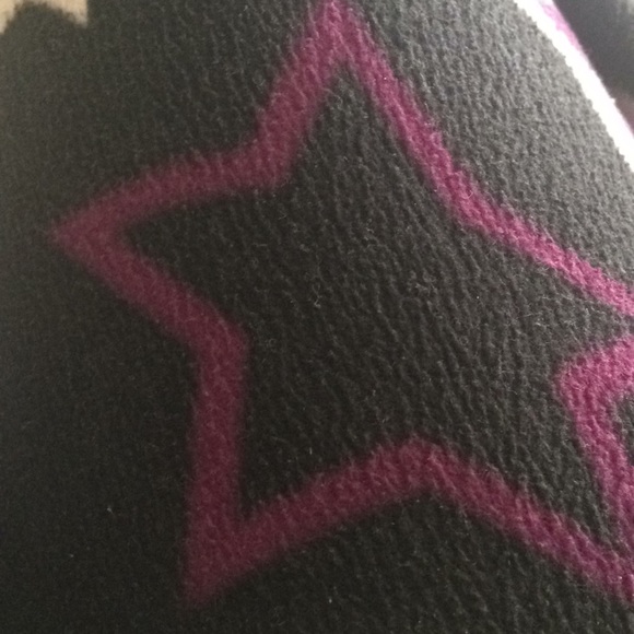 Andrea Mcalear - Poshmark Profile Picture of Andrea Mcalear (@mcalear92) on Poshmark