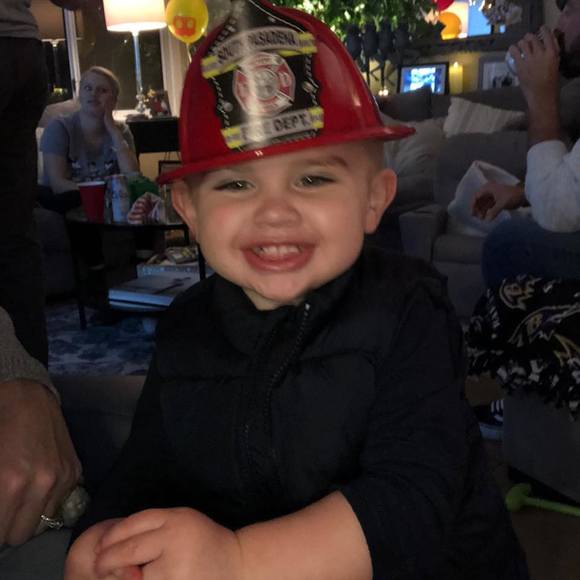 Profile Picture of Lindsey Conway (@lindsey_conway) on Poshmark