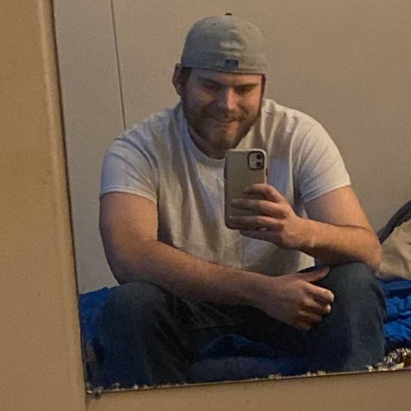 Profile Picture of Mitchell Price (@eastern417) on Poshmark