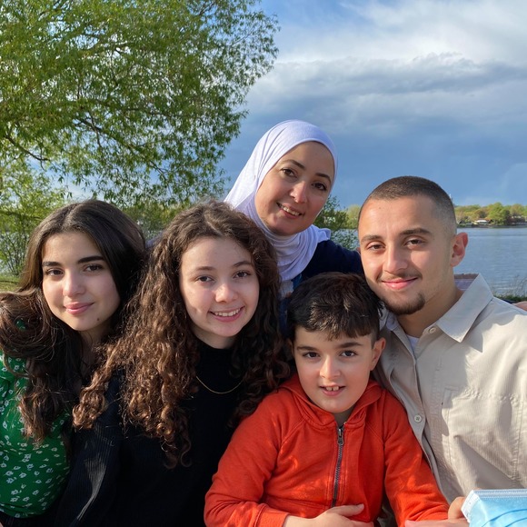 Nouha Sarraj - Poshmark Profile Picture of Nouha Sarraj (@nouha33) on Poshmark